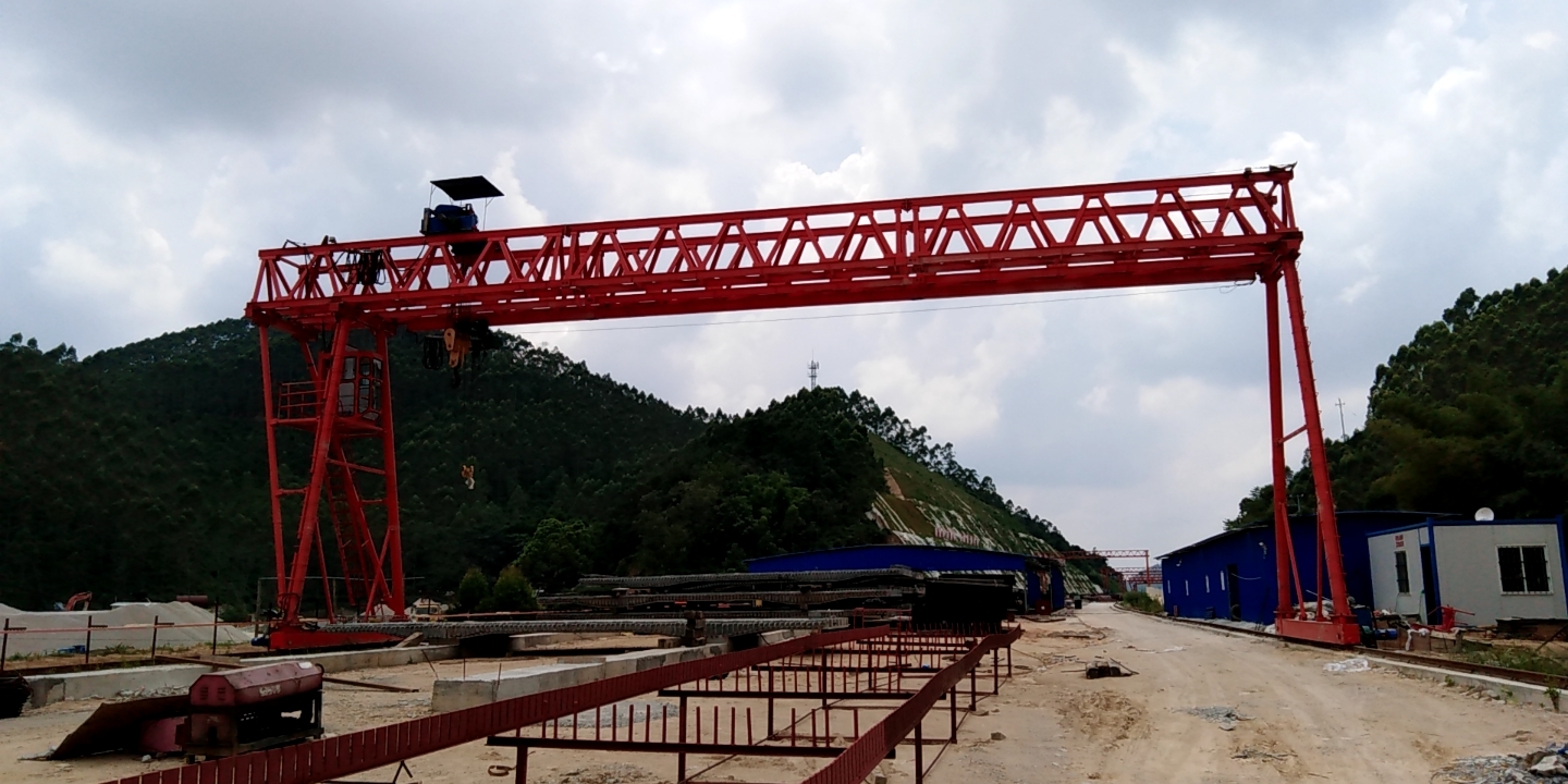 廣東茂名（粵桂界）高速TJ14標，MG80/10t-24m-9m-2臺，MH10t-24m-9m-2臺，MG40t-24m-9m-1臺，