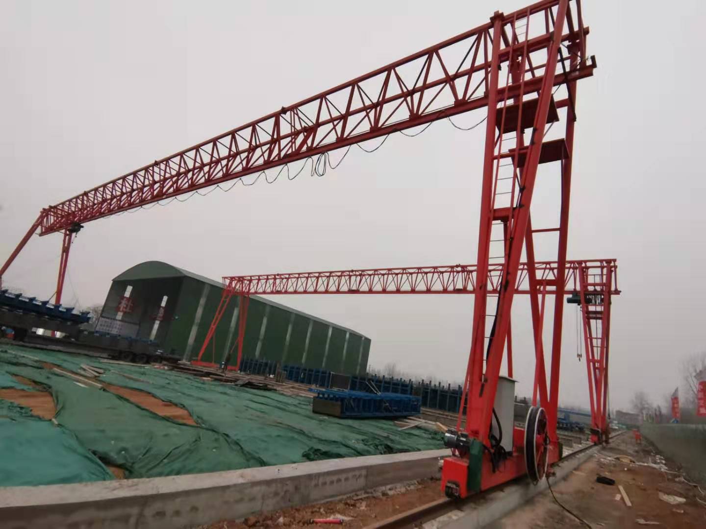 中國交建基礎建設集團，310國道改擴建洛陽新安段，ME90+90/10t-43m-9m一臺，MH10t-43m-9m-2臺，MH5t-22m-9m-1臺