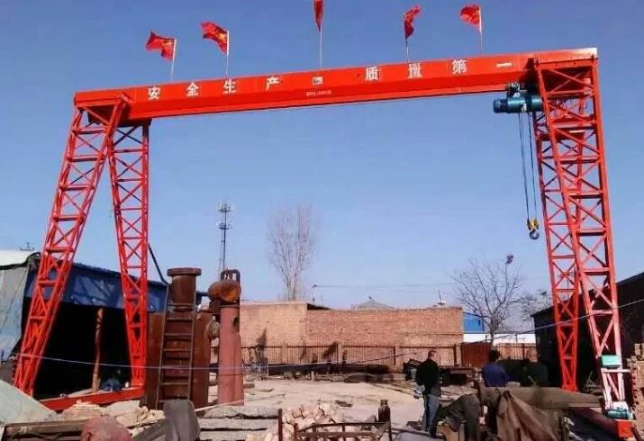 MHGY10噸上包下花葫蘆龍門吊中上跨主梁拱度檢查方法有哪些？為什么電路要檢查接地措施呢？